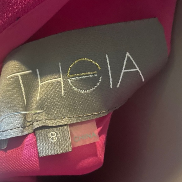 THEIA Organza Floral Printed Cap Sleeve Gown Size 8 - Picture 6 of 8